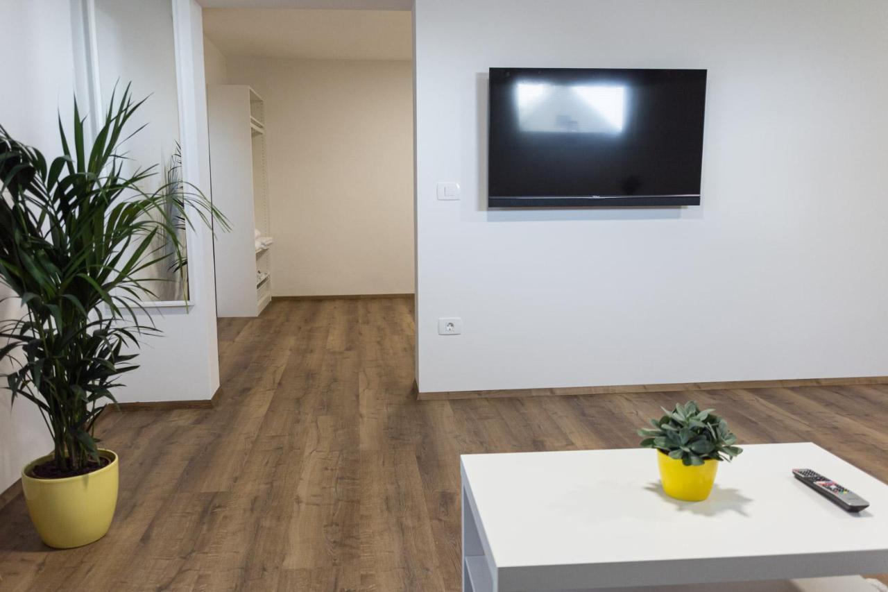 Inin Apartments بليد المظهر الخارجي الصورة
